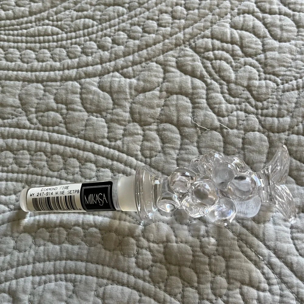 Mikasa Diamond Fire Crystal Wine Set - Picture 4 of 4